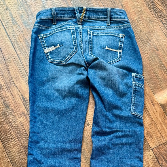 Ariat Women’s Relaxed Fit Blue Jeans - Picture 3 of 4